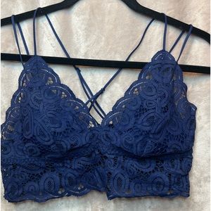Victoria’s Secret Pink Strappy Back All Over Lace Bralette in Navy Blue